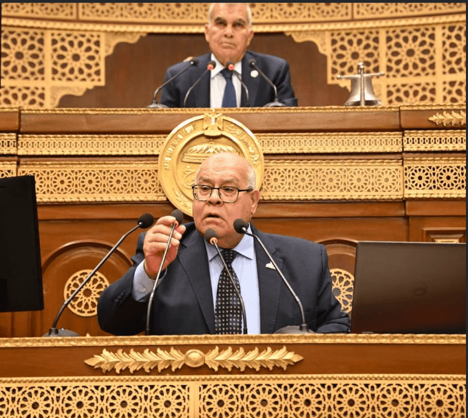 مجلس الشيوخ يناقش طلبات عامة حول تعميق الصناعة المصرية وتوطين صناعة الدواء ودعم المشروعات الصغيرة والمتوسطة